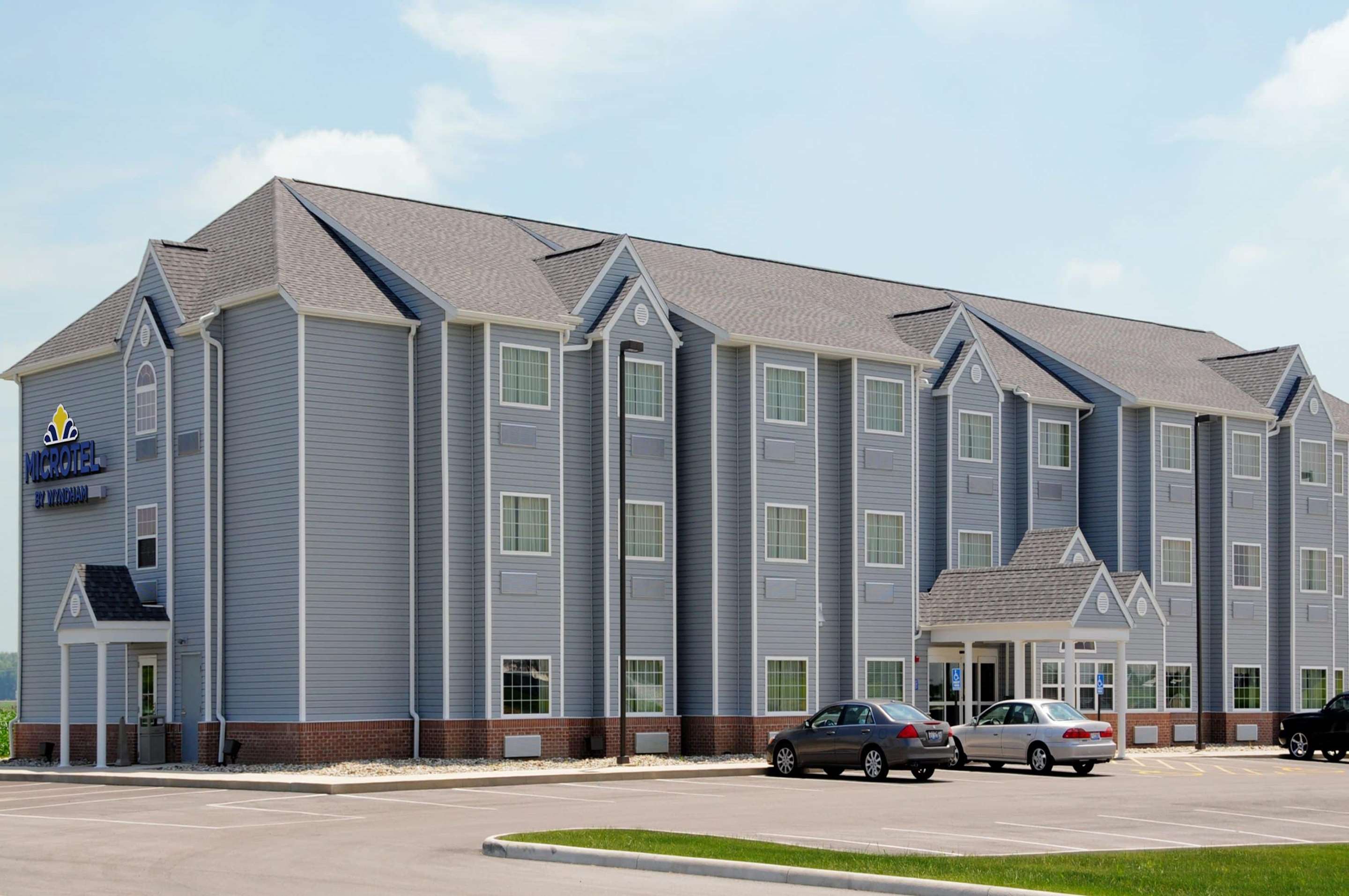 Welcome to the Microtel Inn and Suites Delphos