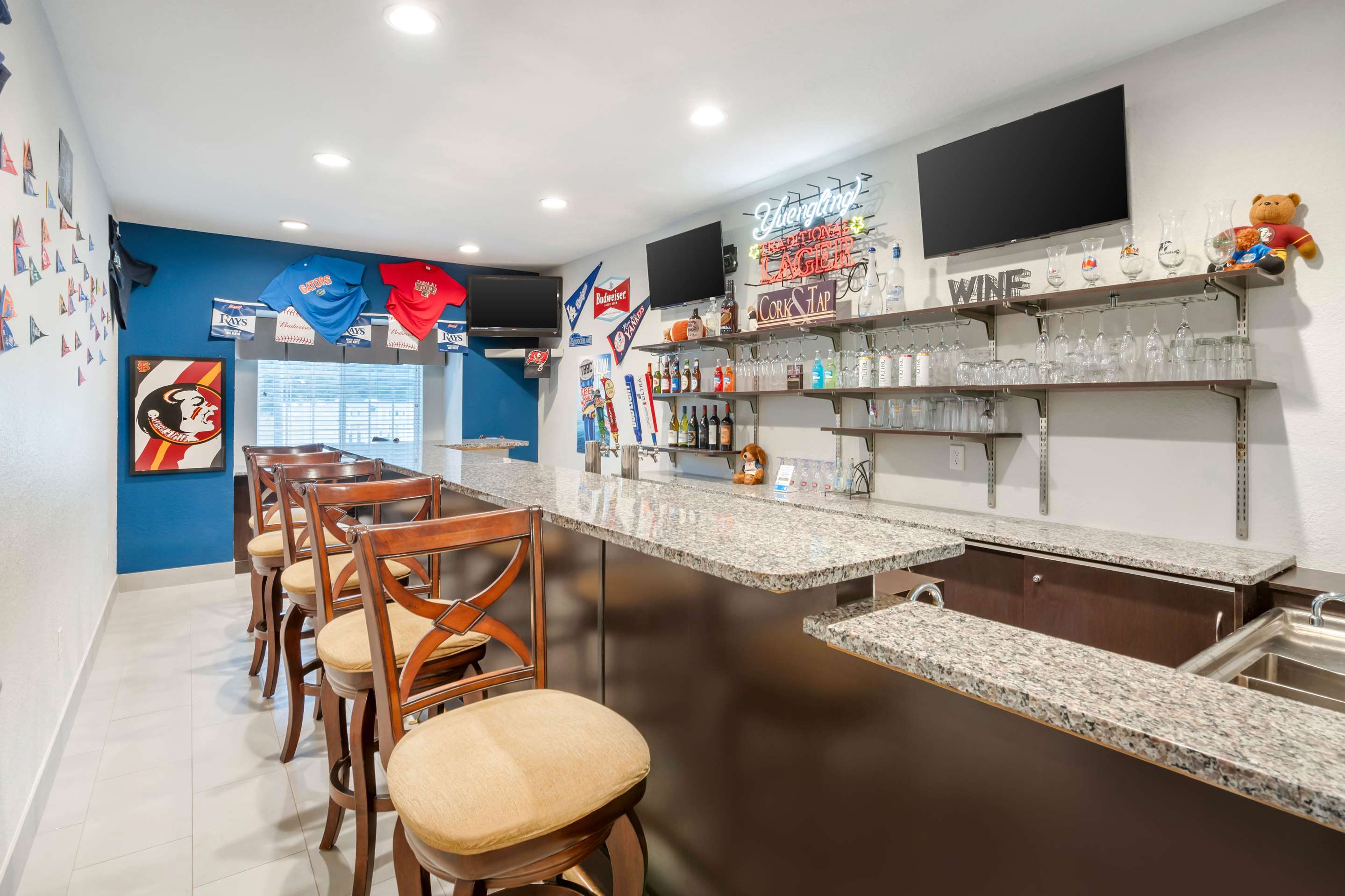 Restaurant | Microtel Inn & Suites by Wyndham Brooksville