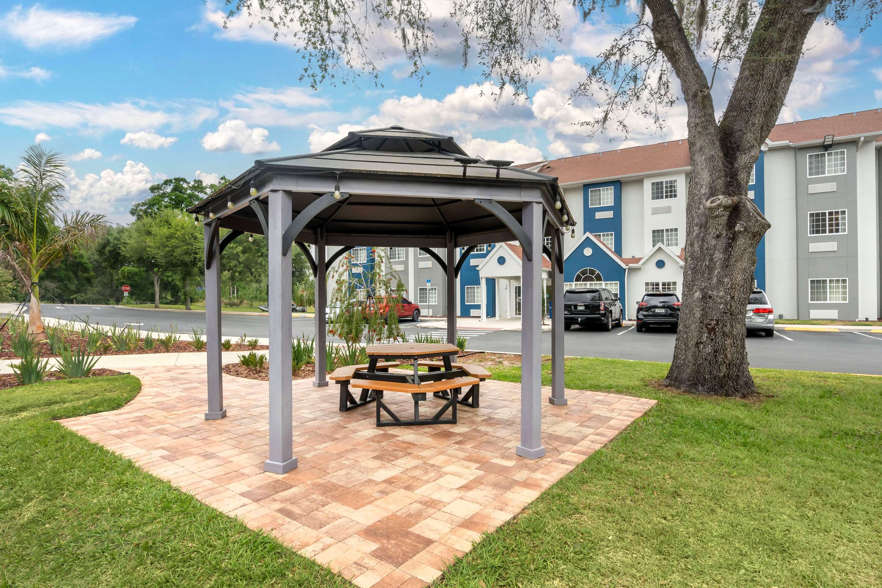 Exterior | Microtel Inn & Suites by Wyndham Brooksville
