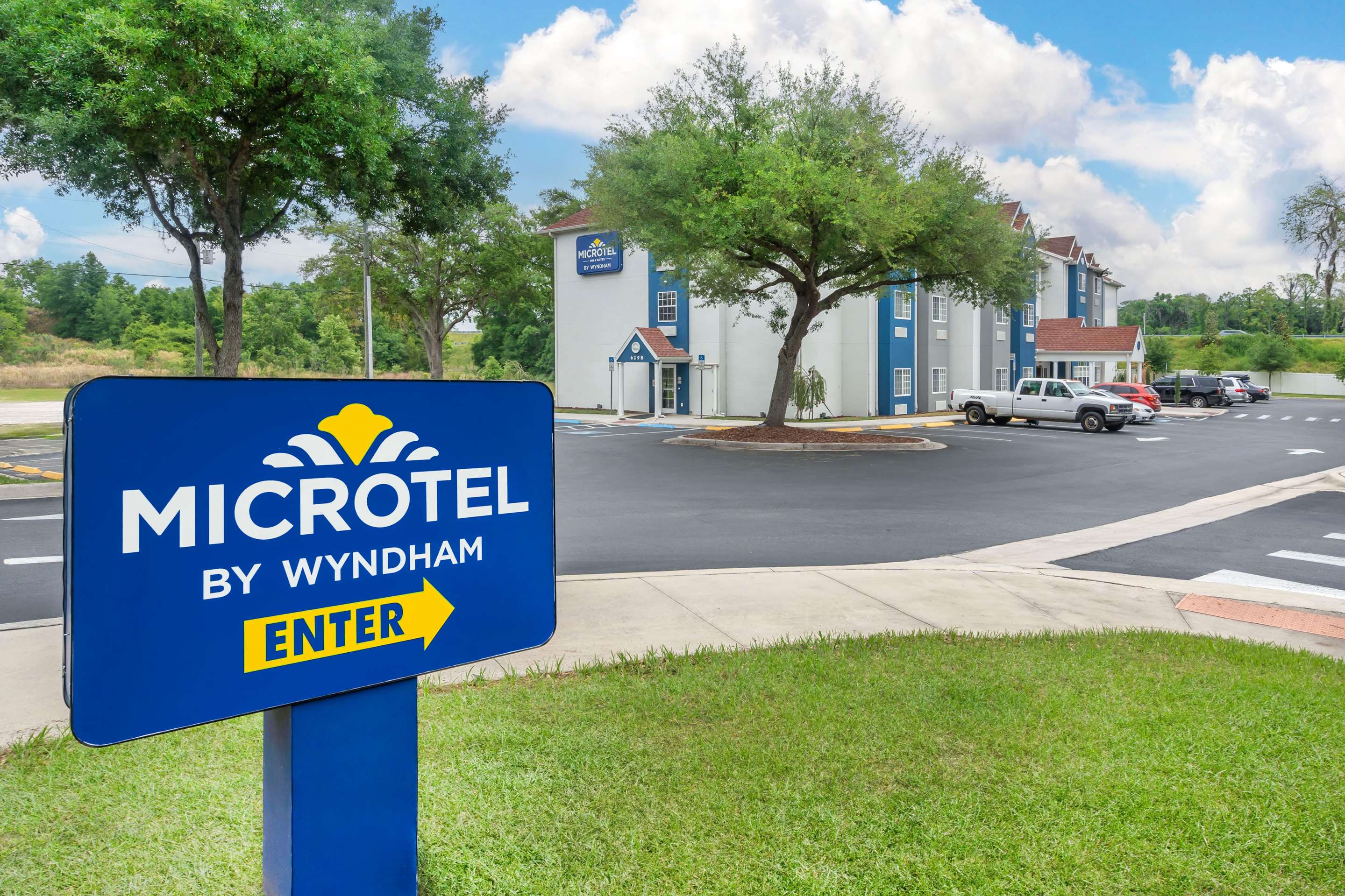 Exterior | Microtel Inn & Suites by Wyndham Brooksville