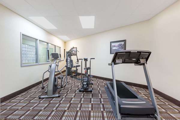 Fitness/ Exercise Room - Days Inn & Suites Airport Des Moines
