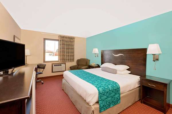  - Howard Johnson Inn Waterloo