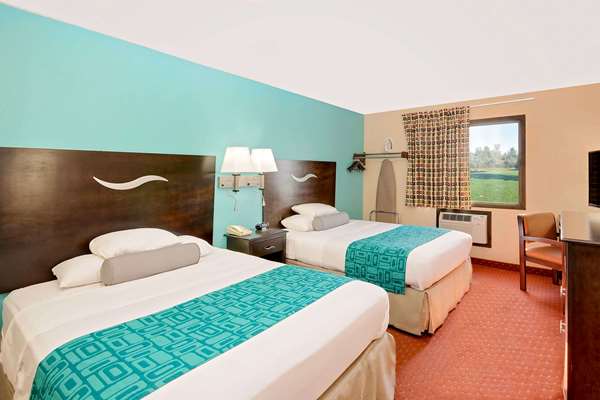  - Howard Johnson Inn Waterloo