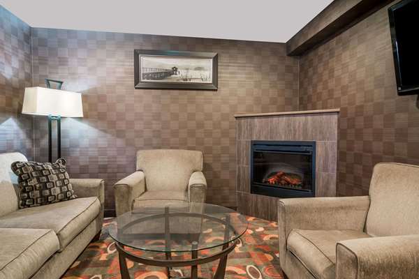  - Baymont Inn & Suites Eau Claire