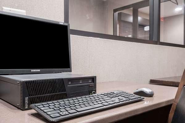 Conference Area - Baymont Inn & Suites Eau Claire