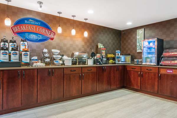  - Baymont Inn & Suites Eau Claire