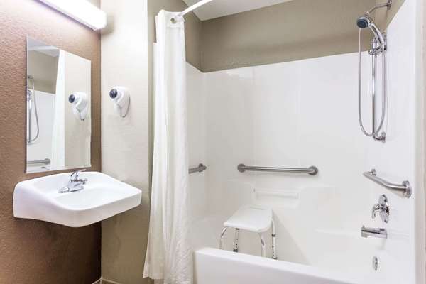  - Microtel Inn & Suites by Wyndham Macon - I-75, Exit 172