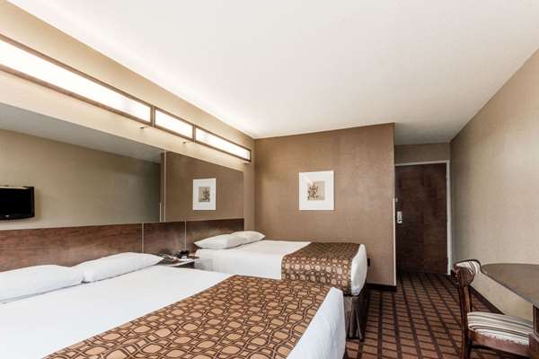  - Microtel Inn & Suites by Wyndham Macon - I-75, Exit 172