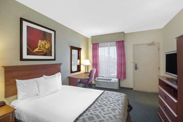 - Baymont Inn & Suites Jacksonville