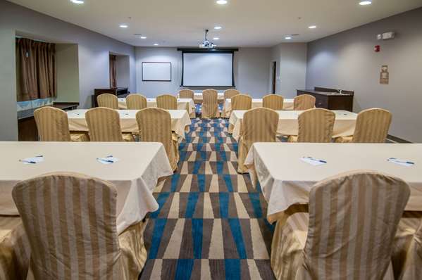  - Microtel Inn & Suites by Wyndham Pearl River - I-59, Exit 3