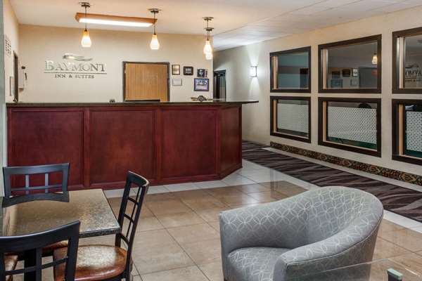  - Baymont Inn & Suites Morton - I-74, Exit 102