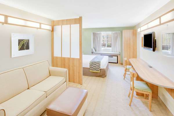  - Microtel Inn & Suites by Wyndham Saraland - I-65, Exit 13