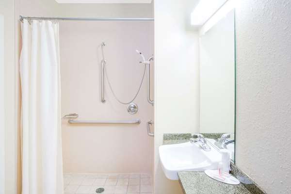  - Microtel Inn & Suites by Wyndham Saraland - I-65, Exit 13