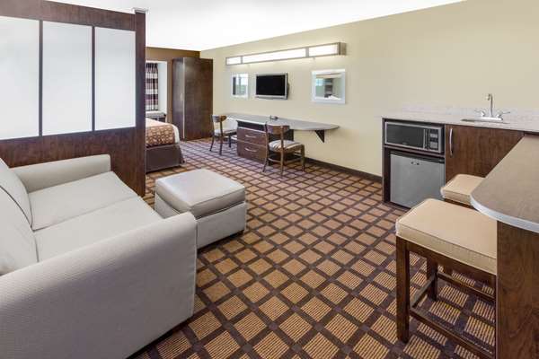 Suite - Microtel Inn & Suites by Wyndham Ozark