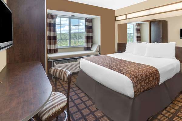  - Microtel Inn & Suites by Wyndham Ozark