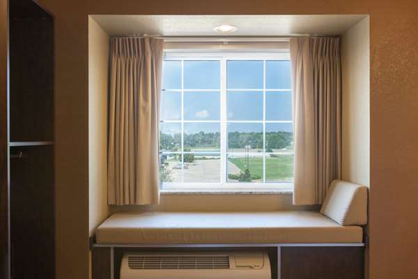  - Microtel Inn & Suites by Wyndham Searcy