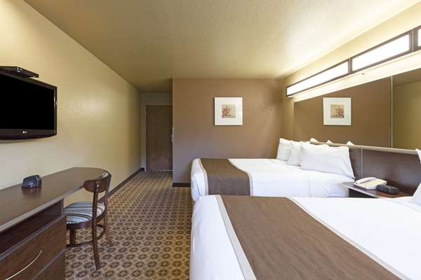  - Microtel Inn & Suites by Wyndham Searcy