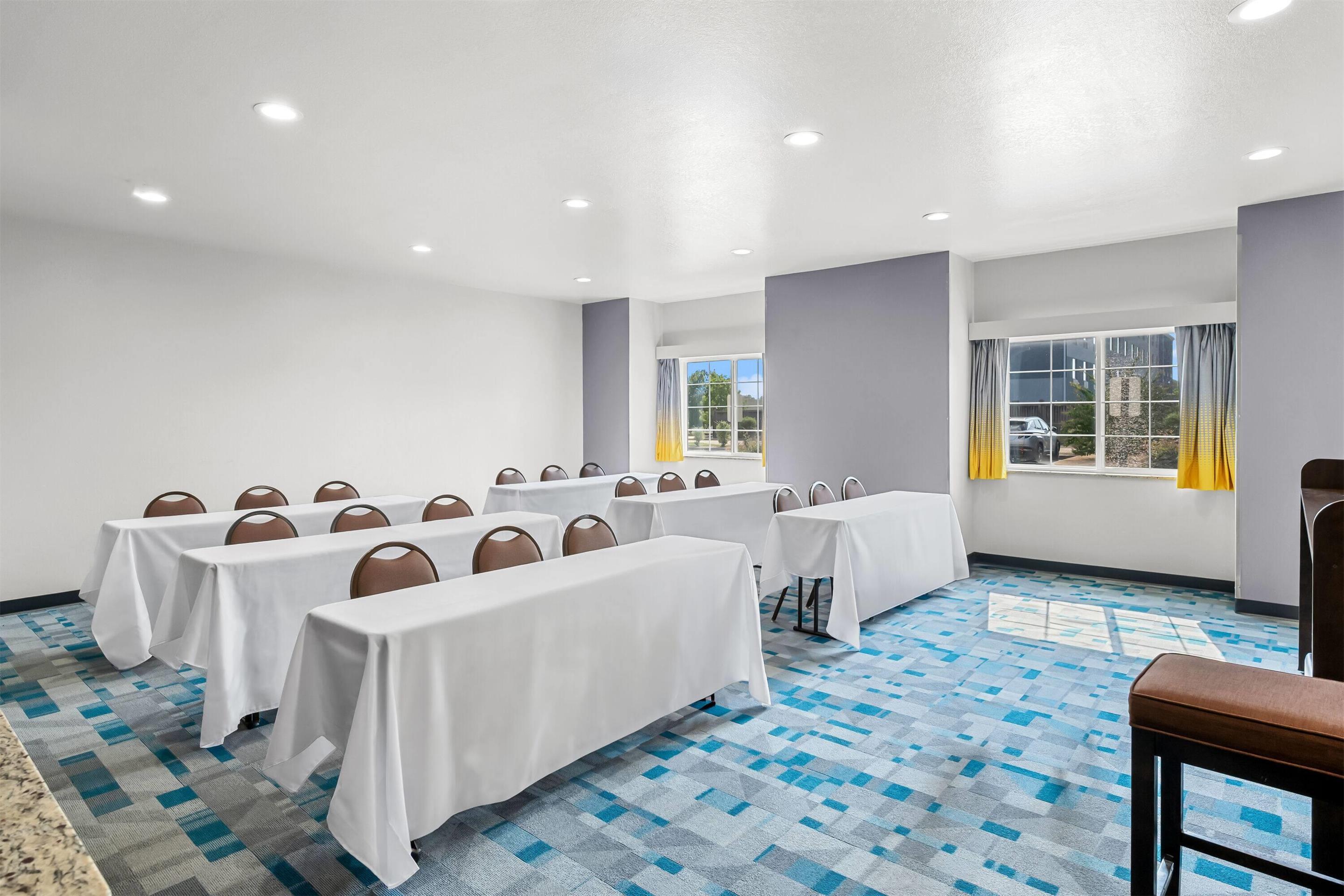 Meeting Room | Microtel Inn & Suites by Wyndham Searcy