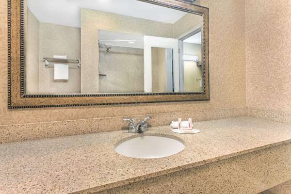  - Days Inn Klamath Falls