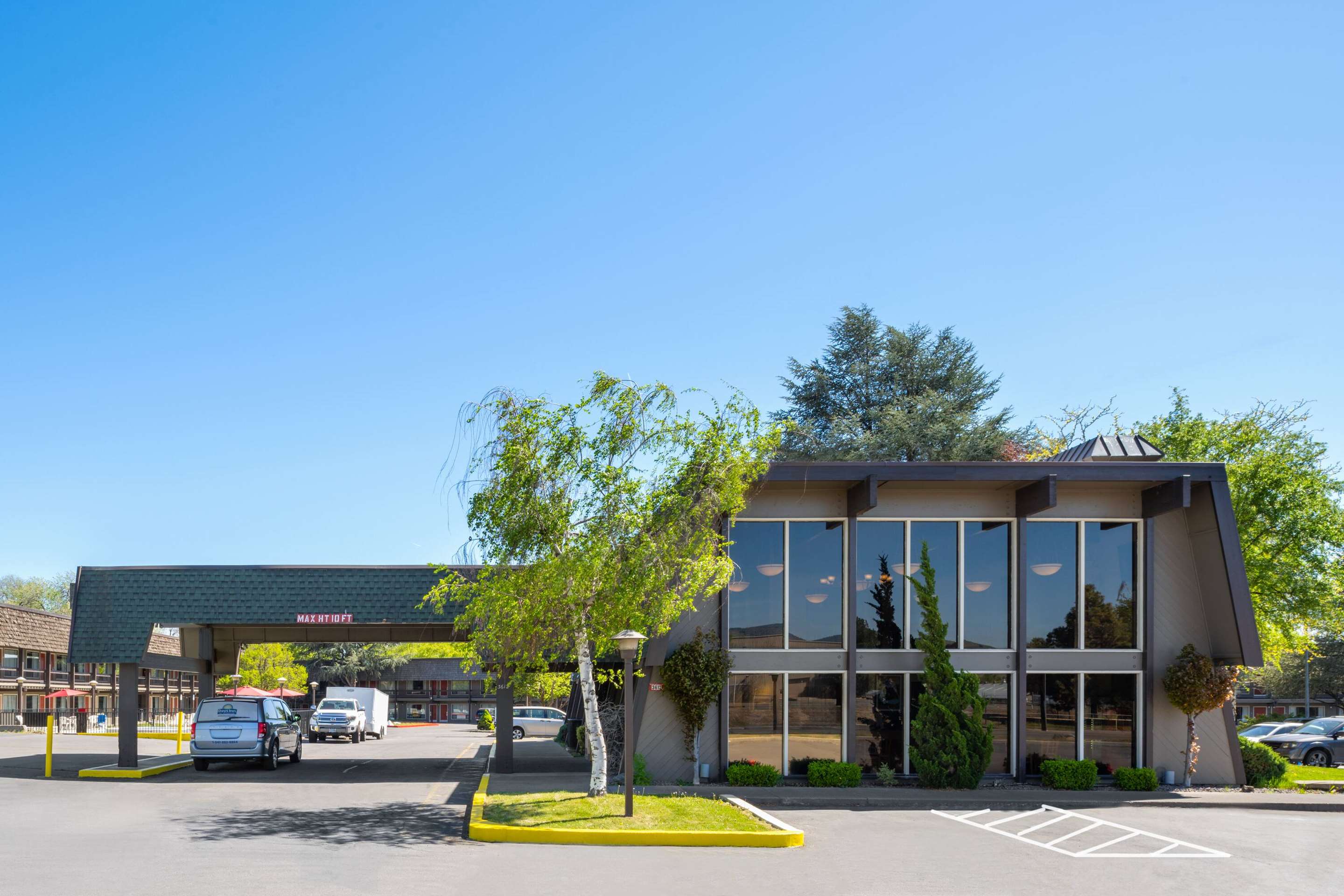 Exterior | Days Inn by Wyndham Klamath Falls