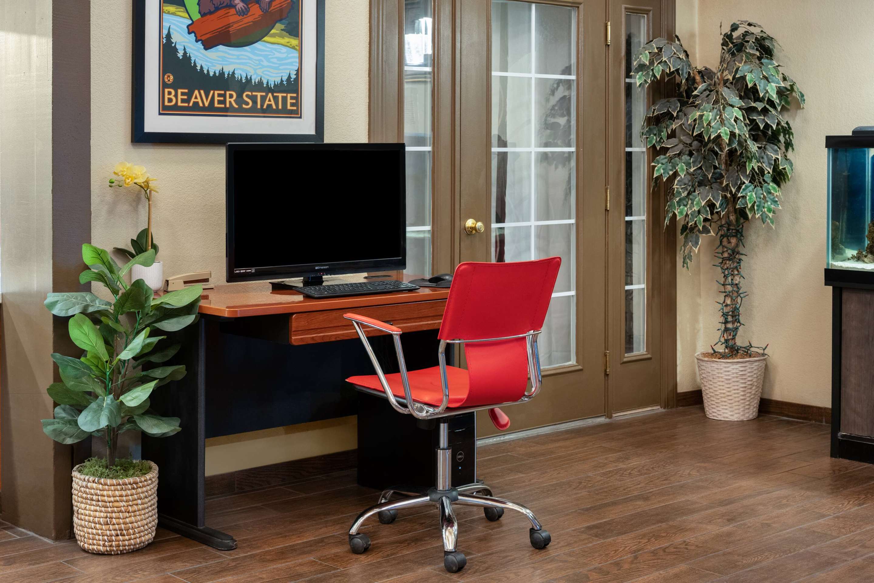 Business Center | Days Inn by Wyndham Klamath Falls