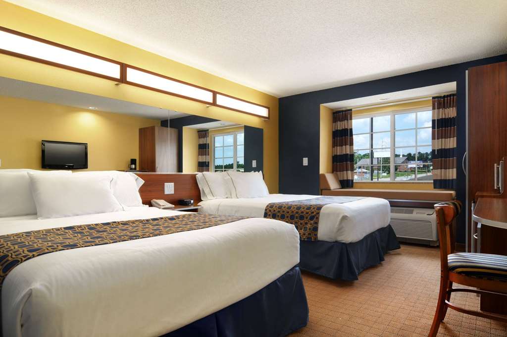 MICROTEL INN & SUITES BY WYNDHAM CO-guestroom-Guest Room,On-Site.jpg