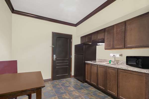 Suite - Hawthorn Suites by Wyndham Lubbock