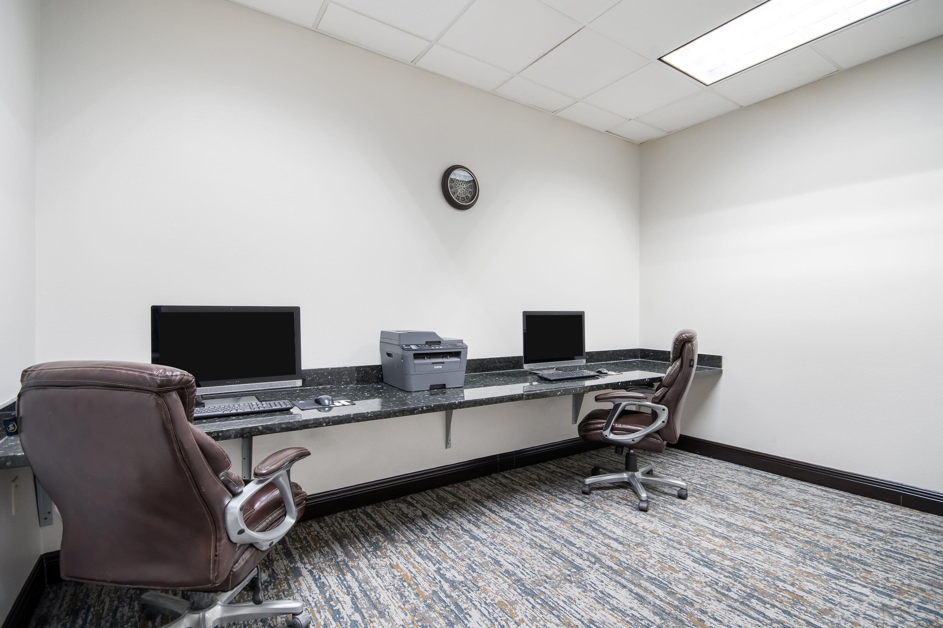 Business Center | Hawthorn Suites by Wyndham Lubbock
