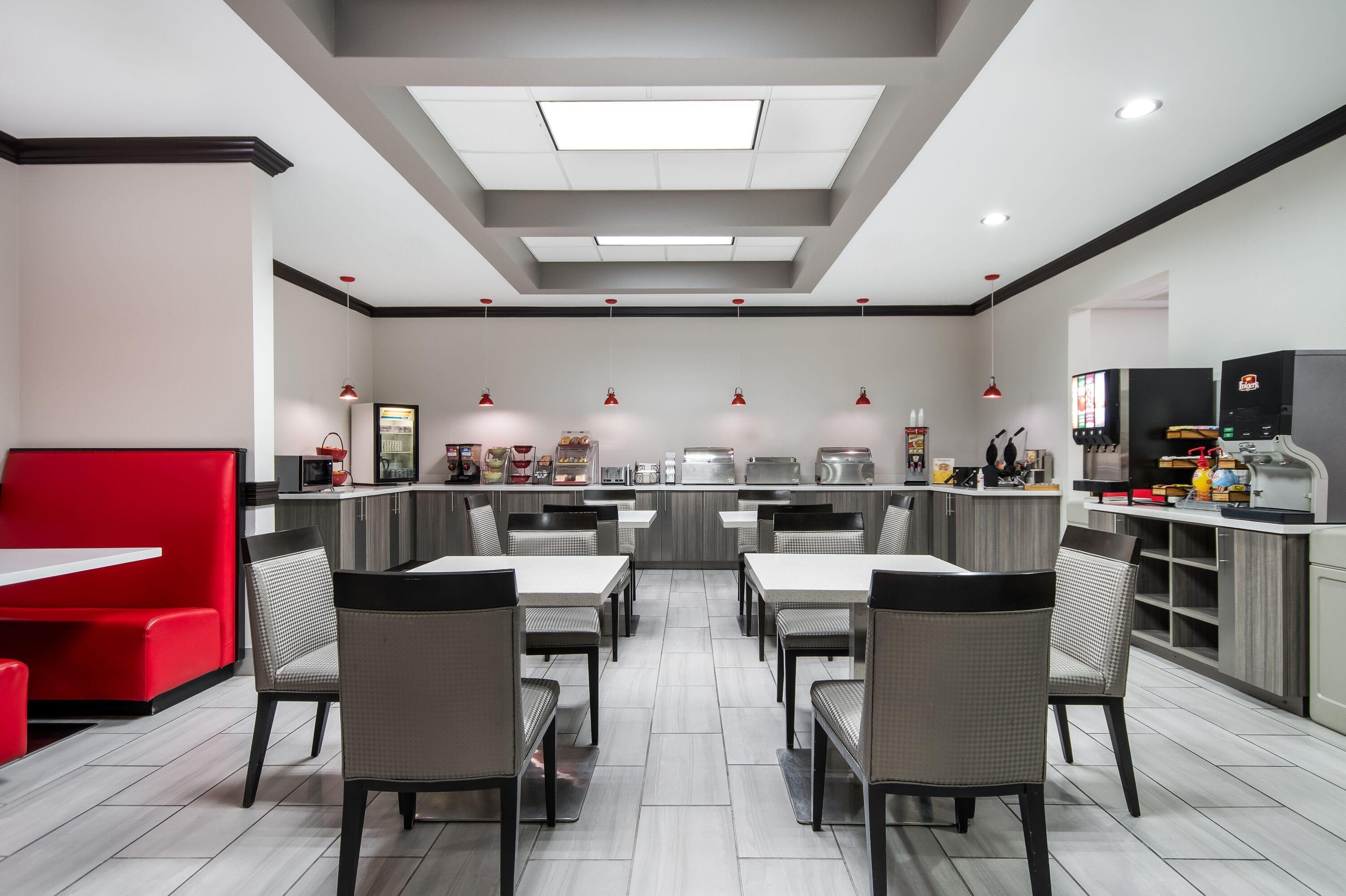 Breakfast Area | Hawthorn Suites by Wyndham Lubbock