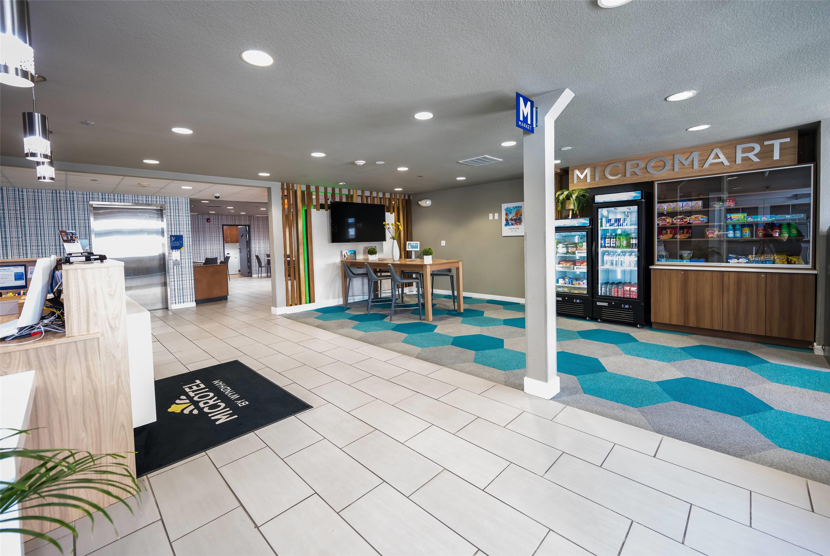 Lobby | Microtel Inn & Suites by Wyndham Cheyenne