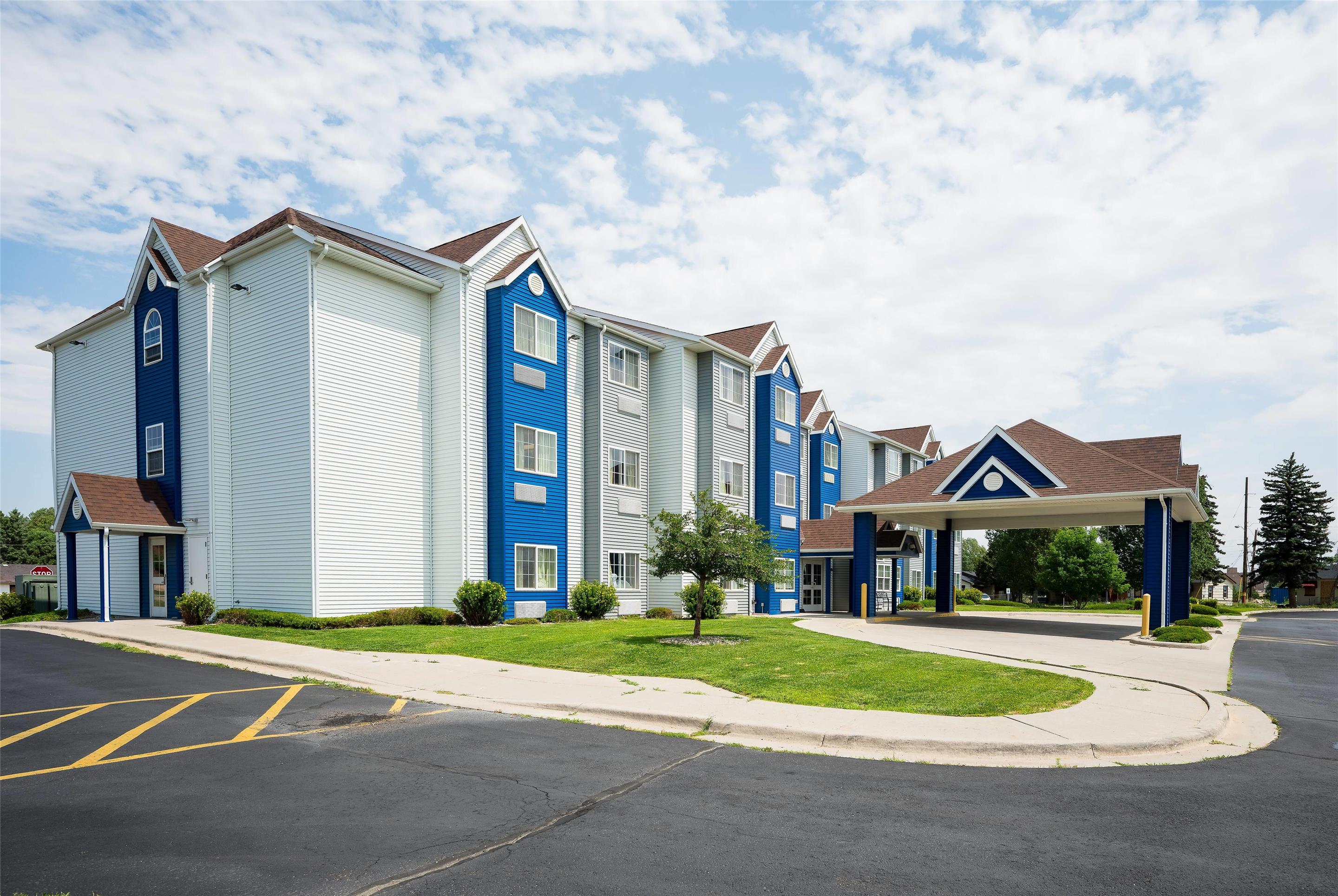 Exterior | Microtel Inn & Suites by Wyndham Cheyenne