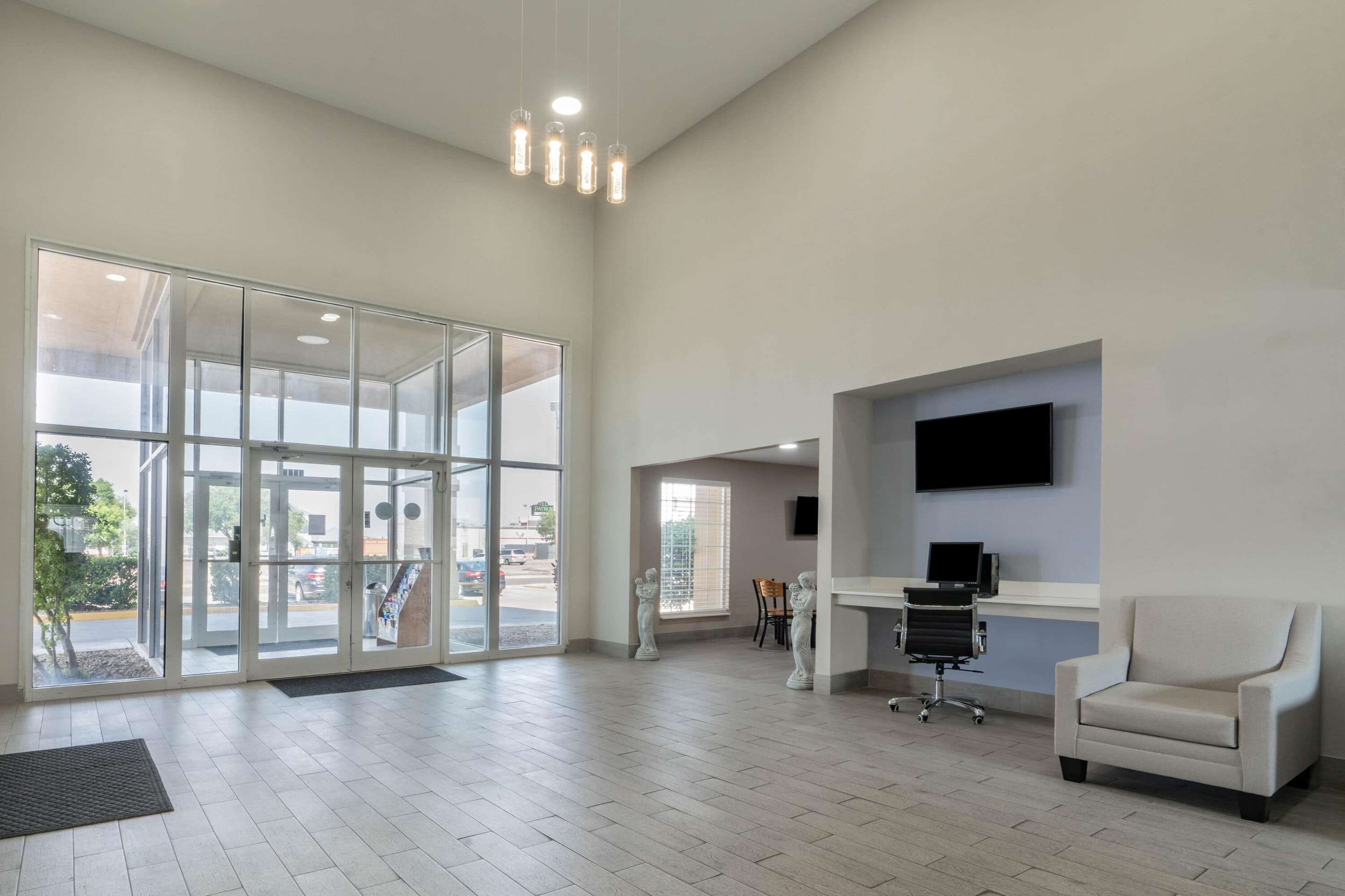 Lobby | Super 8 by Wyndham Amarillo West