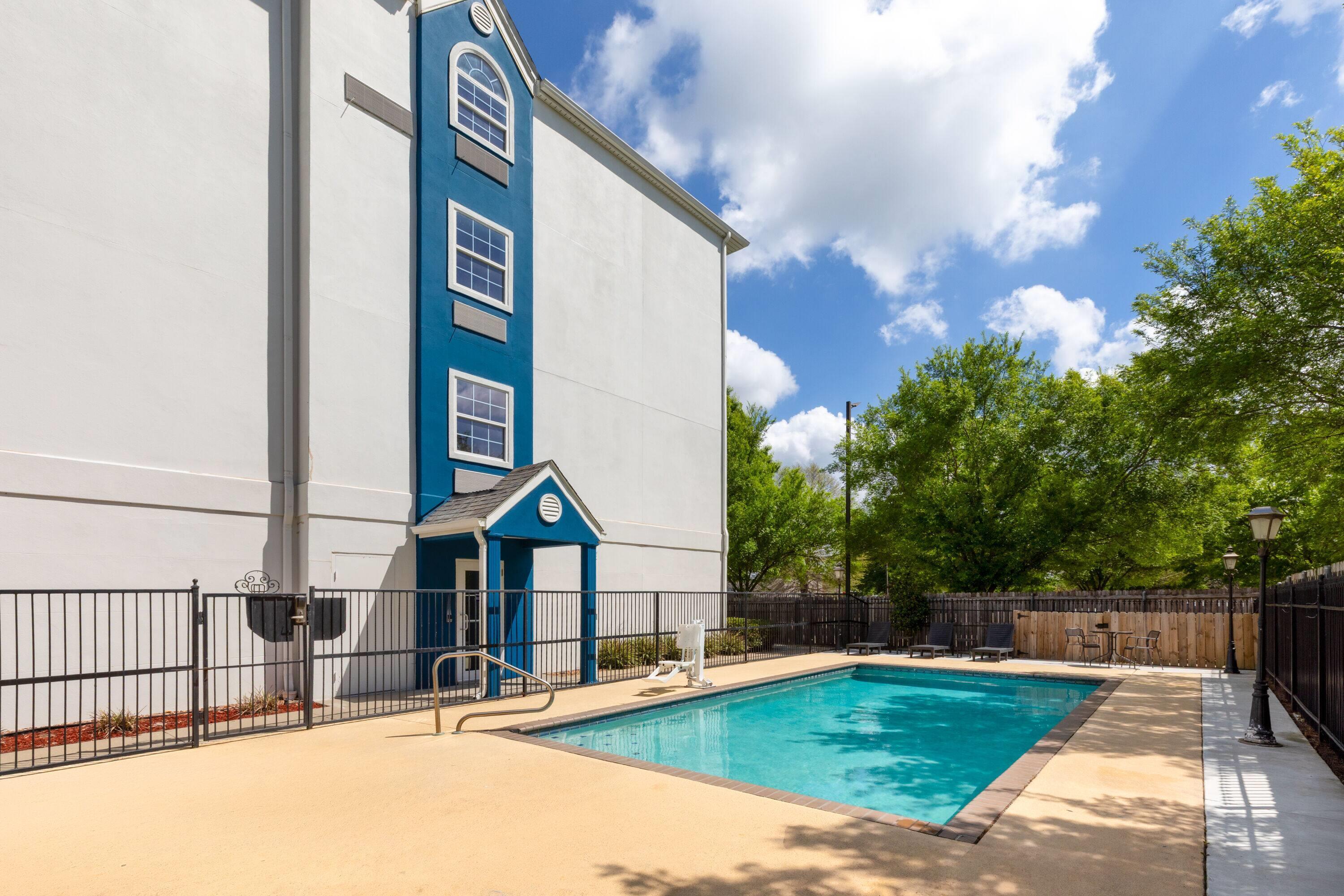 Pool - indoor | Microtel Inn & Suites by Wyndham Baton Rouge Airport