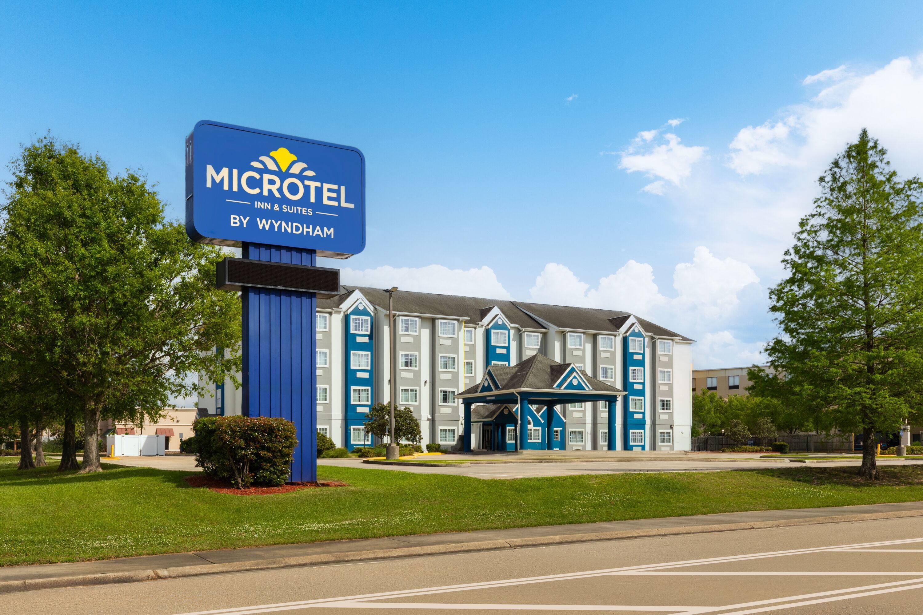 Exterior | Microtel Inn & Suites by Wyndham Baton Rouge Airport