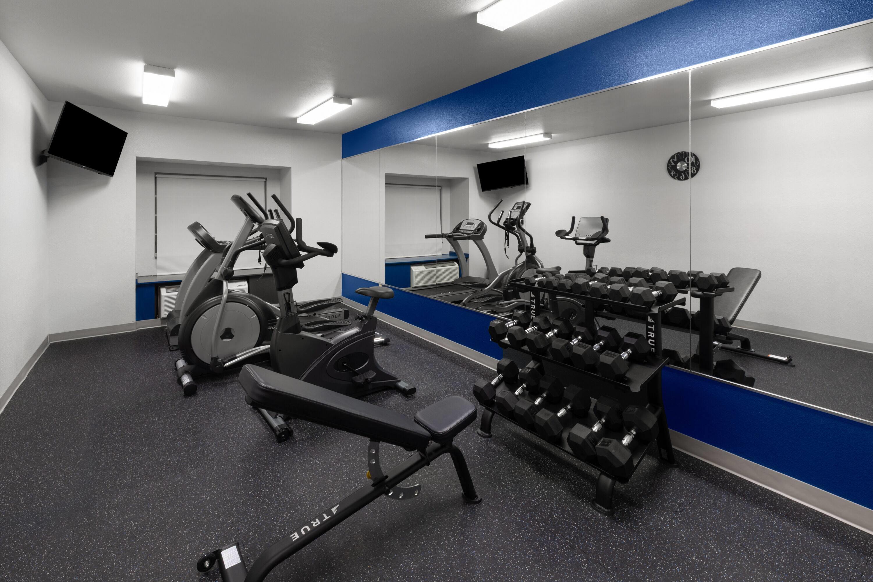 Health club fitness center gym | Microtel Inn & Suites by Wyndham Baton Rouge Airport
