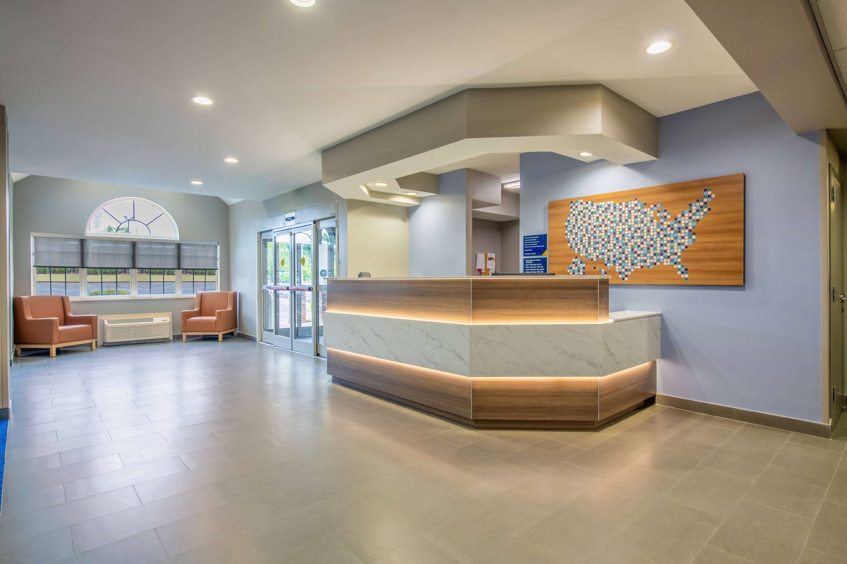 Lobby | Microtel Inn & Suites by Wyndham Anderson/Clemson