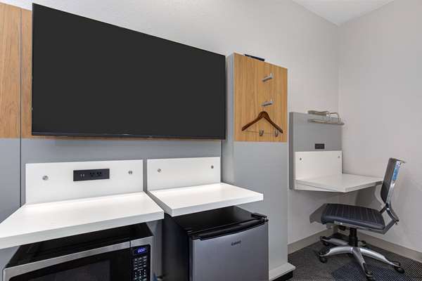  - Microtel Inn & Suites by Wyndham Manchester - I-24, Exit 114