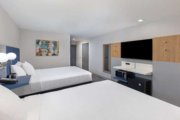  - Microtel Inn & Suites by Wyndham Manchester - I-24, Exit 114