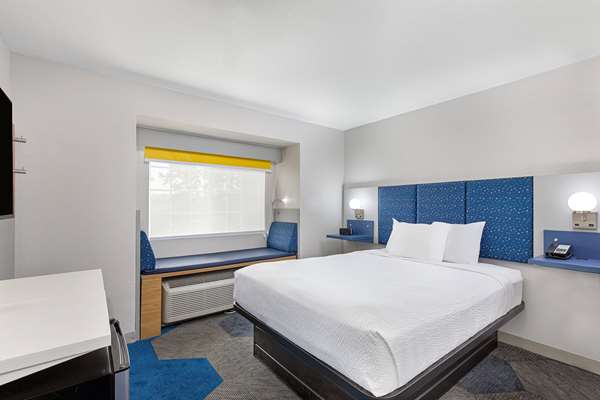  - Microtel Inn & Suites by Wyndham Manchester - I-24, Exit 114