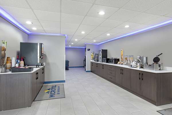  - Microtel Inn & Suites by Wyndham Manchester - I-24, Exit 114