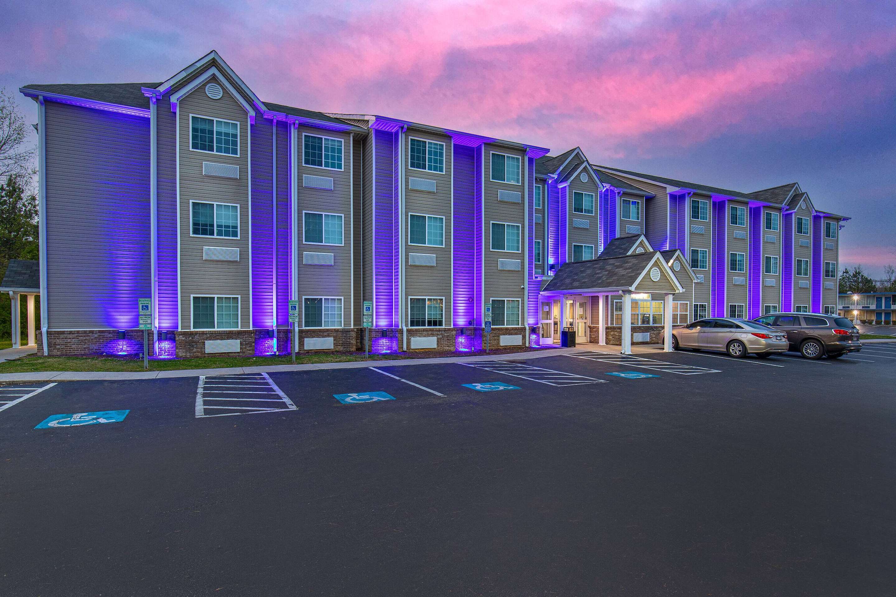 Exterior | Microtel Inn & Suites by Wyndham Manchester