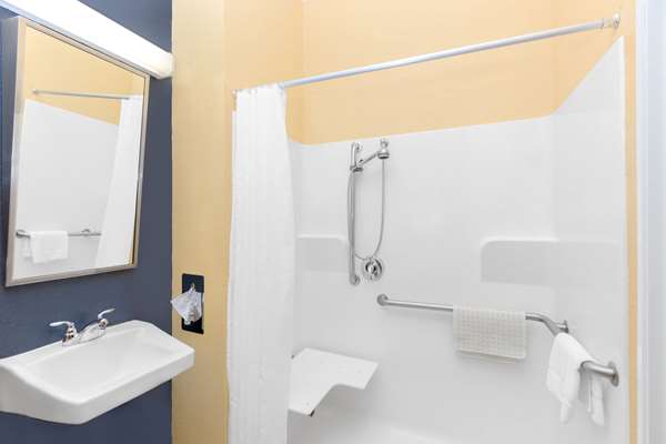  - Microtel Inn & Suites by Wyndham Kearney - I-80, Exit 272