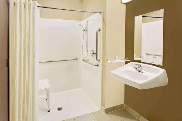  - Microtel Inn & Suites by Wyndham Prairie du Chien