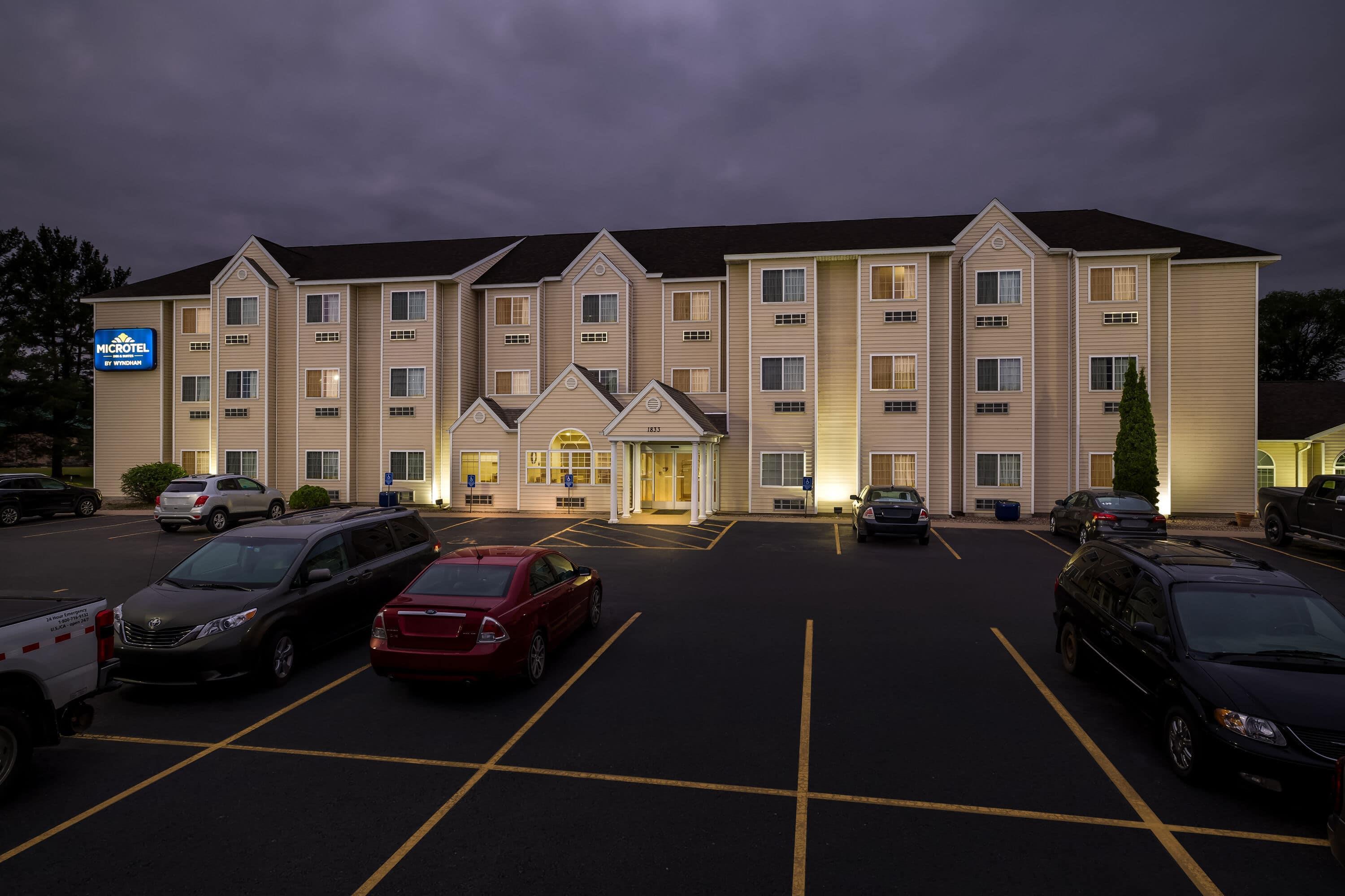 Exterior | Microtel Inn & Suites by Wyndham Prairie du Chien