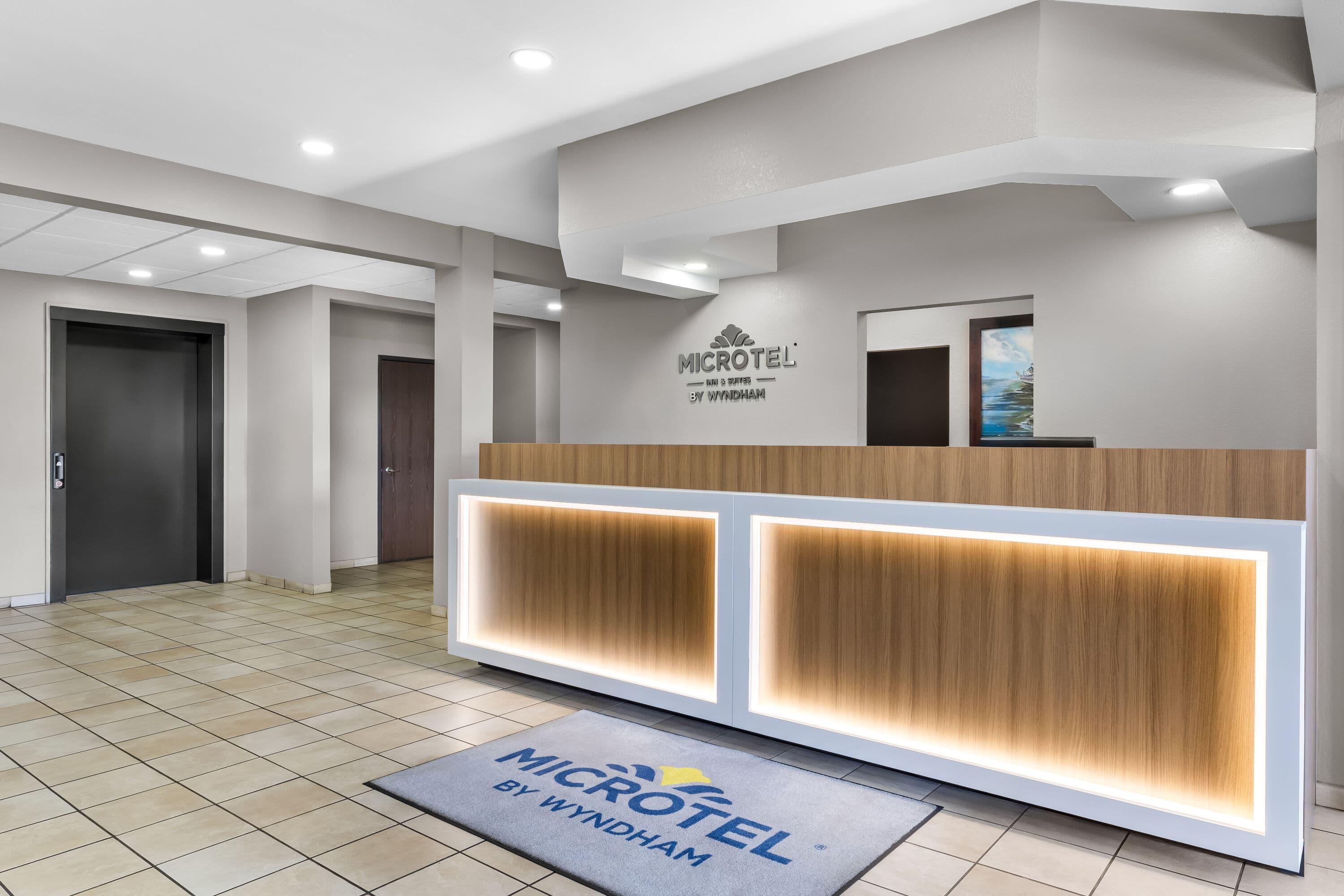 Reception | Microtel Inn & Suites by Wyndham Prairie du Chien