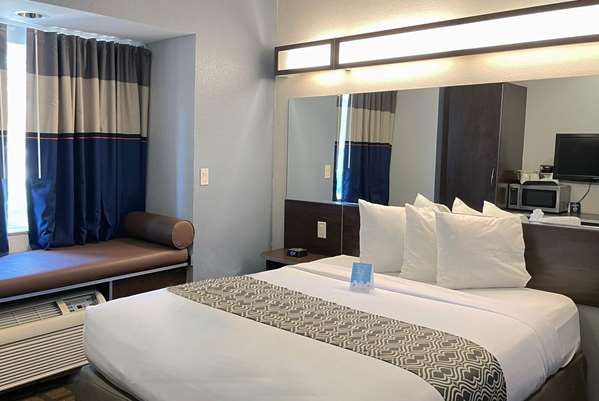  - Microtel Inn & Suites by Wyndham Michigan City - I-94, Exit 34