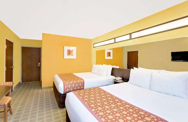  - Microtel Inn & Suites by Wyndham Princeton - I-77, Exit 9