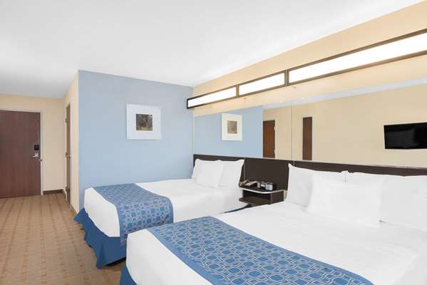  - Microtel Inn & Suites by Wyndham Waynesburg - I-79, Exit 14