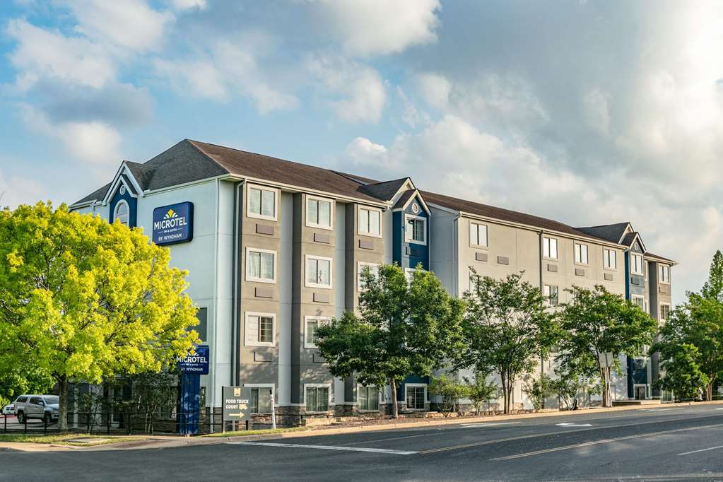 Microtel Inn & Suites by Wyndham Austin