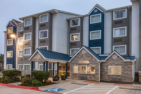 Exterior view - Microtel Inn & Suites by Wyndham Airport Austin